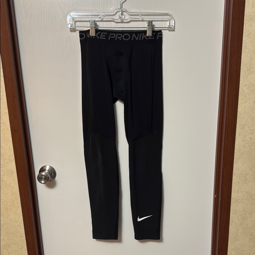 Nike Dri-Fit Kids Black Leggings Size M
